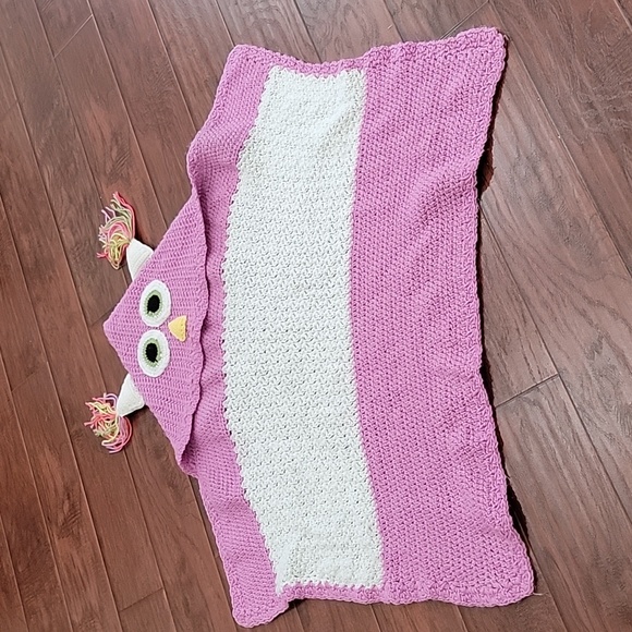 Crochet Hooded Owl blanket - Picture 3 of 4